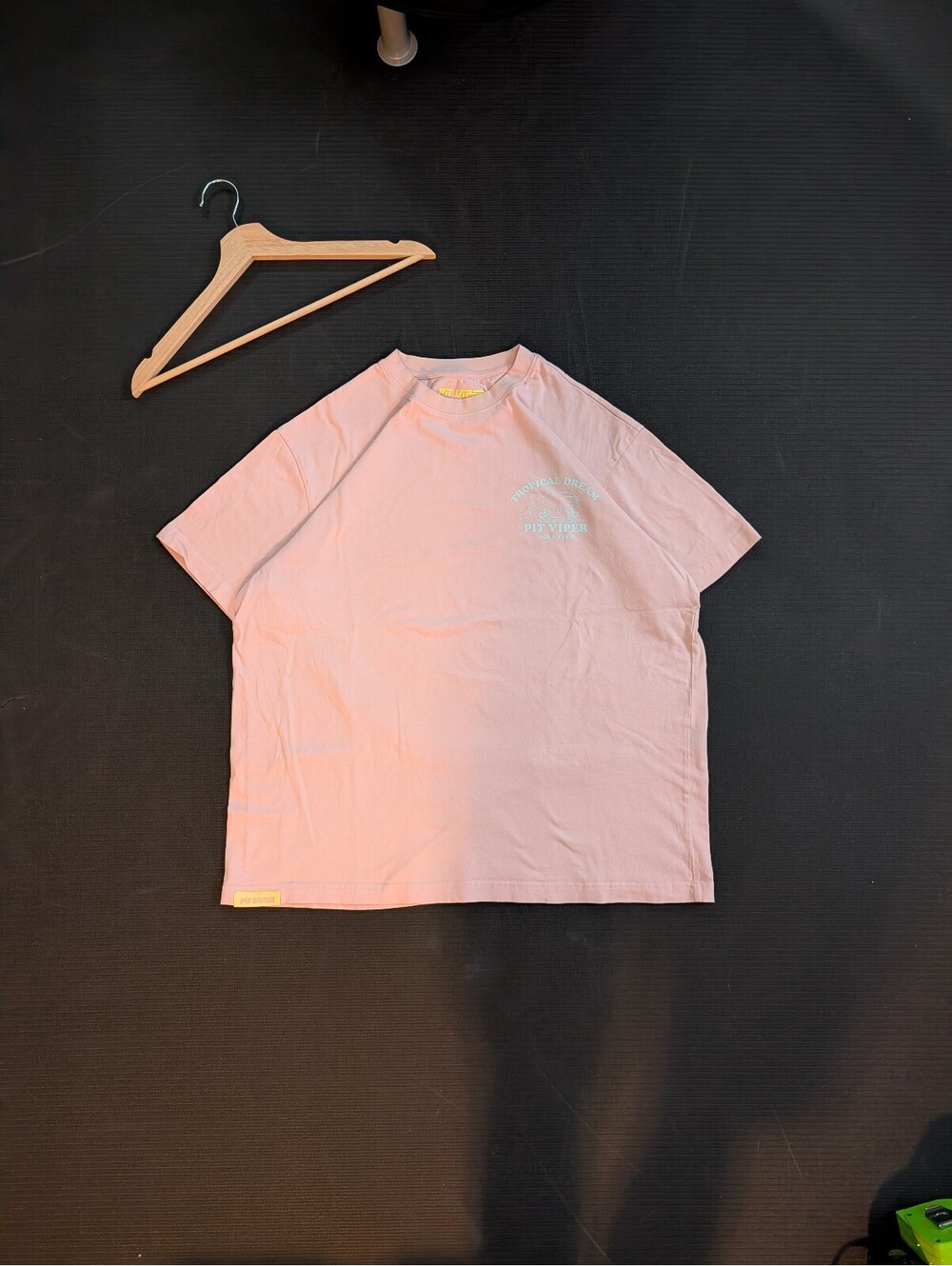 Pit Viper T Shirt Mens L Pink Graphic Tee Streetwear Casual Y2K Tropical